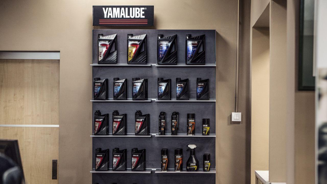 Yamaha Yamalube 5L 2-Stroke 2-W Synthetic PWC Waverunner Jetski Engine Oil