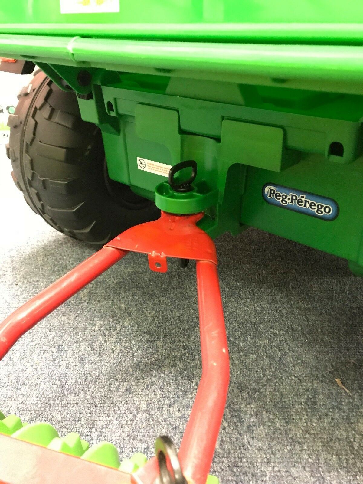 PEG PEREGO TRAILER TOW HITCH FOR JOHN DEERE GATOR TO SUIT ROLLY TOYS