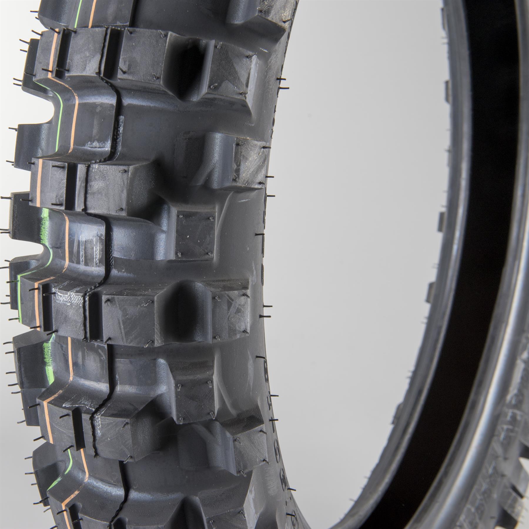 110/90-19 DUNLOP D952 REAR MOTOCROSS TYRE INTERMEDIATE TIRE
