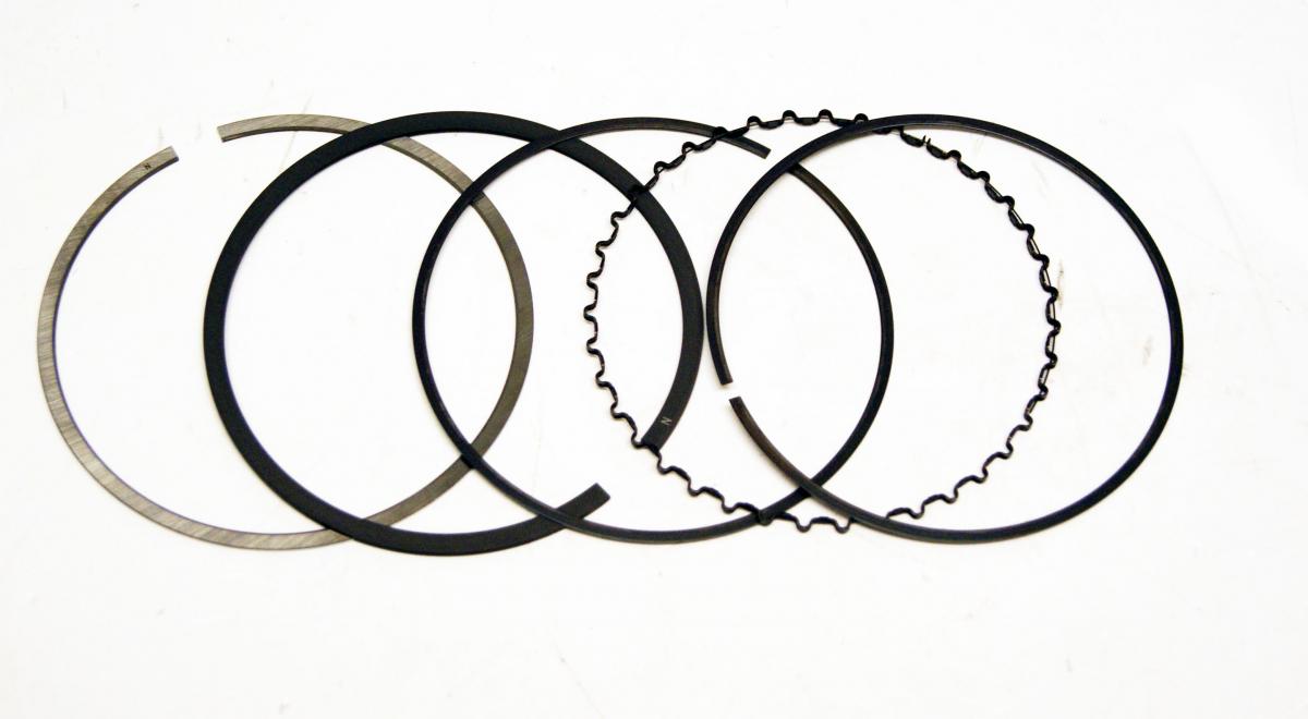 830XSY-3  83mm WOSSNER RINGS 56-R552.WO